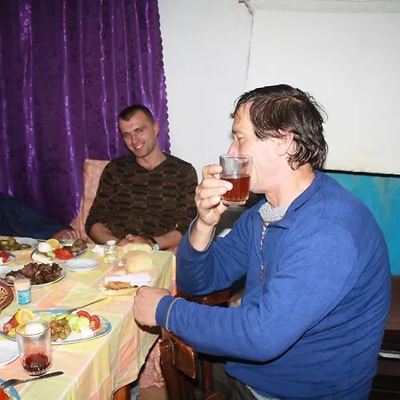 Bujtina Bashota Guest house *